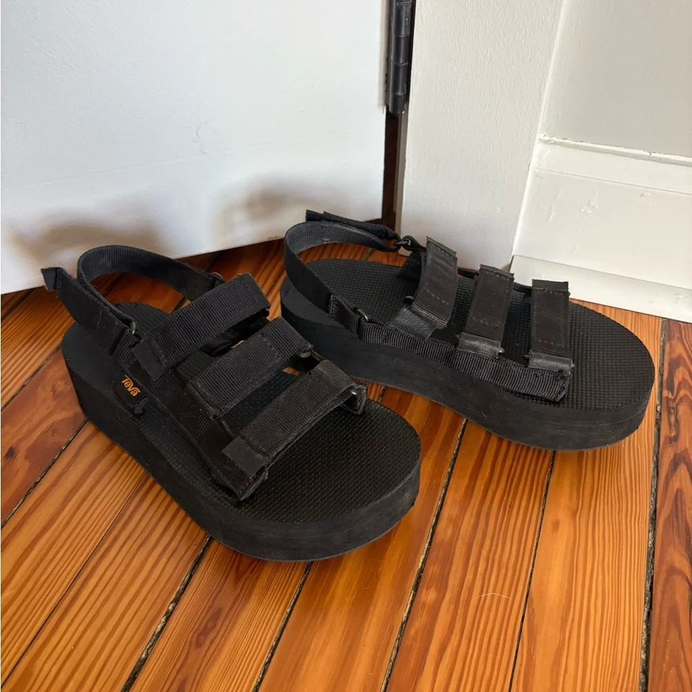 Teva Black Platform Sandals with Straps - Picture 2 of 2